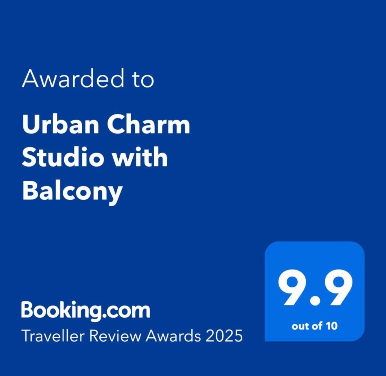 Urban Charm Studio With Balcony Tiranë Ngoại thất bức ảnh